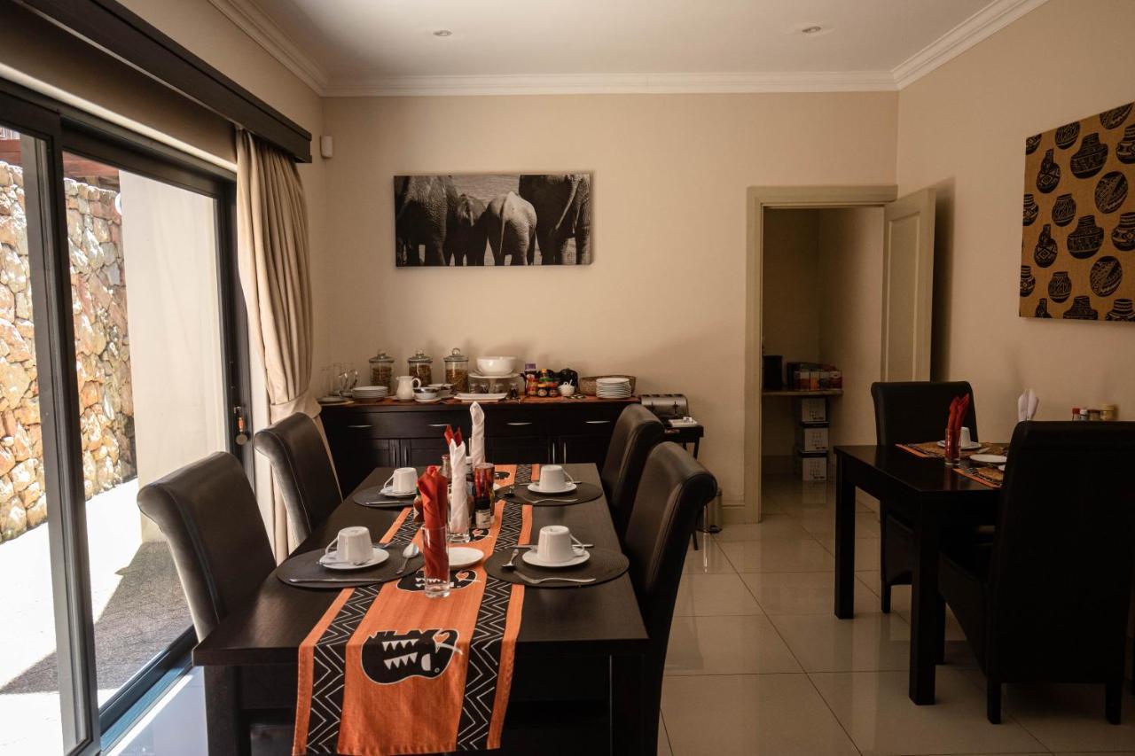 Simon'S Town Guest House Екстериор снимка